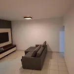 Espacoso Apto Com 3 Quartos - Area Nobre Do Itagua